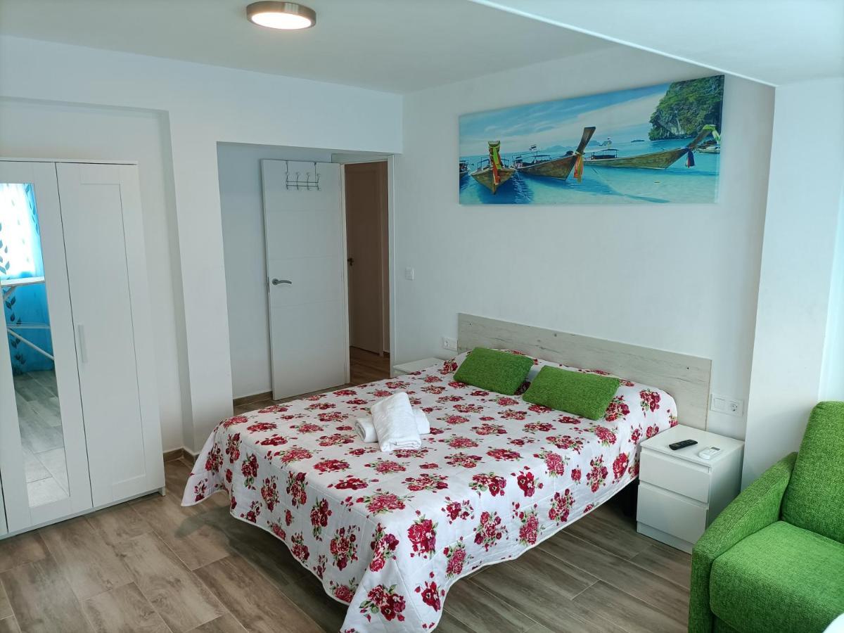 Apartamento Con 2 Dormitorios Denia Bagian luar foto